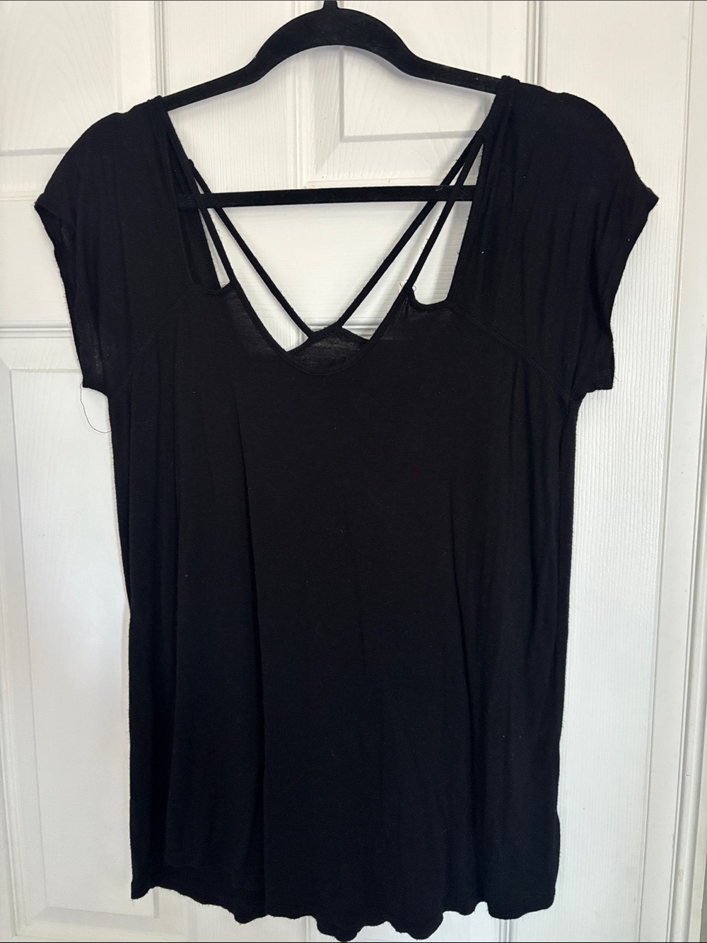 Charlotte Russe Black Strappy V-Neck Short Sleeve Top